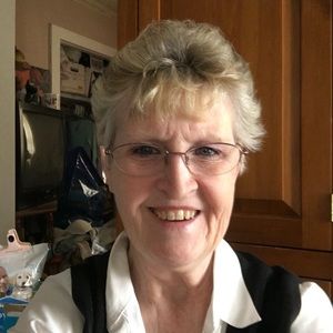 Meet your Posher, Connie